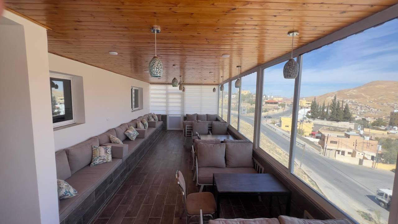 Beit Alshabaan Inn Wadi Musa Extérieur photo